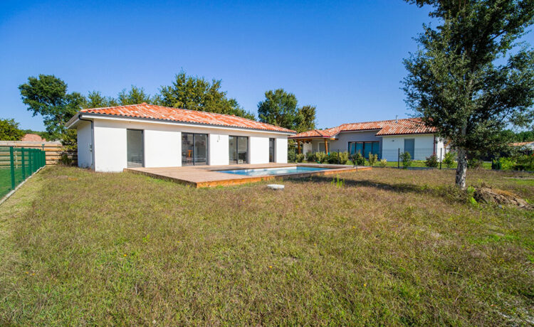 Maison meublée avec Piscine.